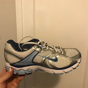 NIB Nike Zoom Equalon+ 4 Running Shoes